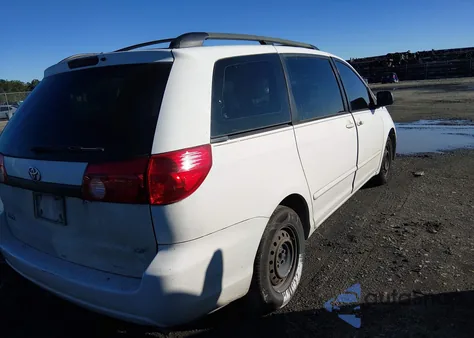 2006 Toyota Sienna Ce z USA, uszkodzony, nr VIN 5TDZA23CX6S543724